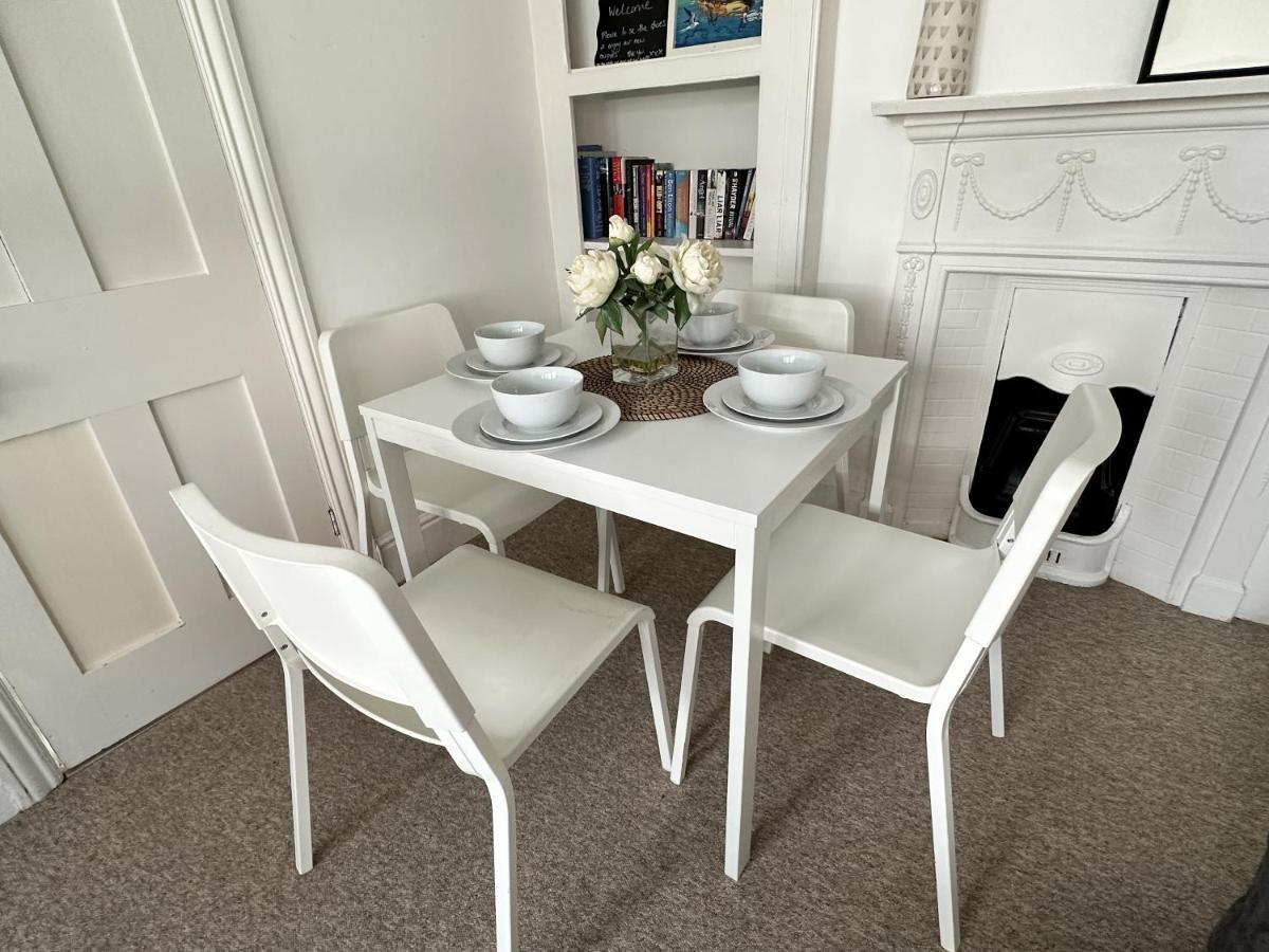 Amazing Apartment, Private Garden, Off Street Parking Brighton Eksteriør billede